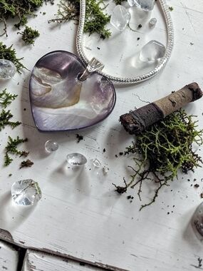 Iridescent Purple Heart Shell Pendant Necklace